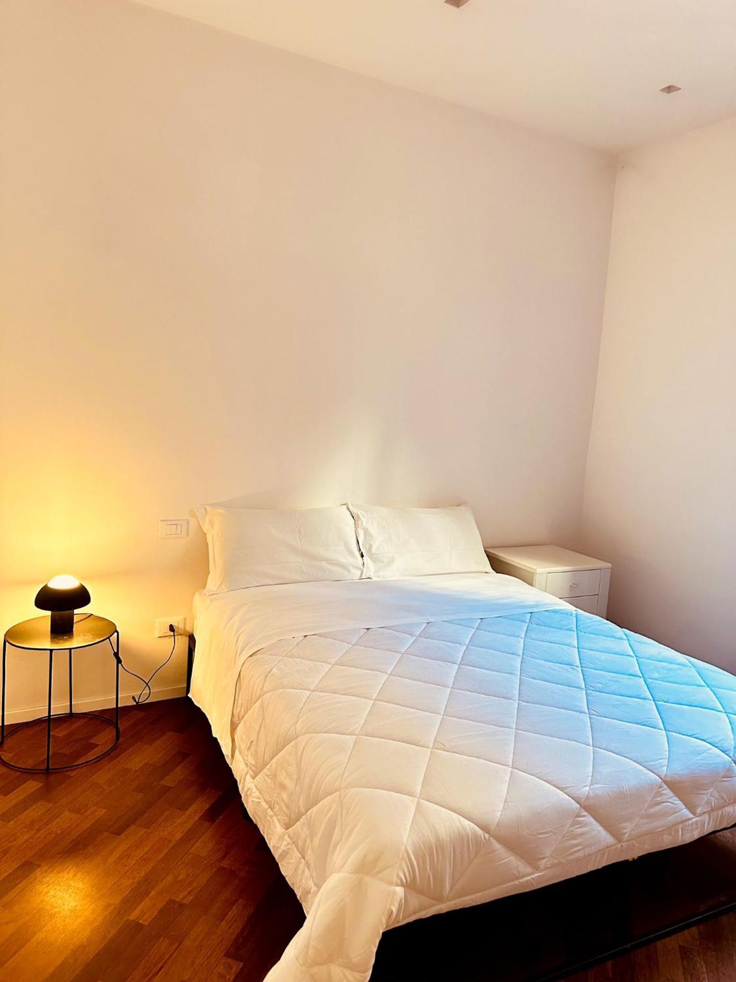 Whouse Large Suite Apartment Indipendenza Bologna Bagian luar foto