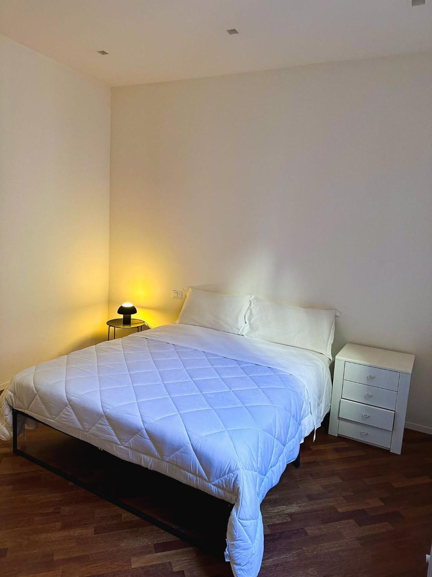 Whouse Large Suite Apartment Indipendenza Bologna Bagian luar foto